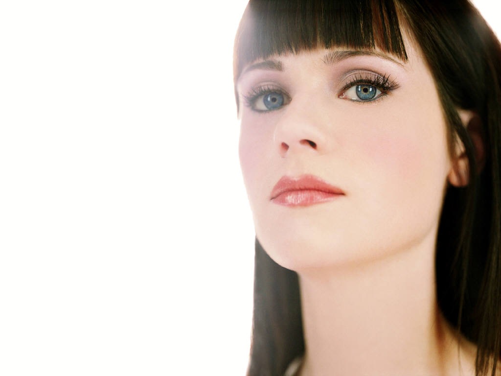 [Zooey Deschanel 11 1024x768 Desktop Stars Wallpapers[2].jpg]